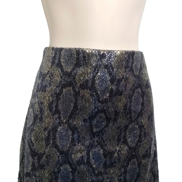 Express Snakeskin Sequined Skirt Sz L - Picture 2 of 4